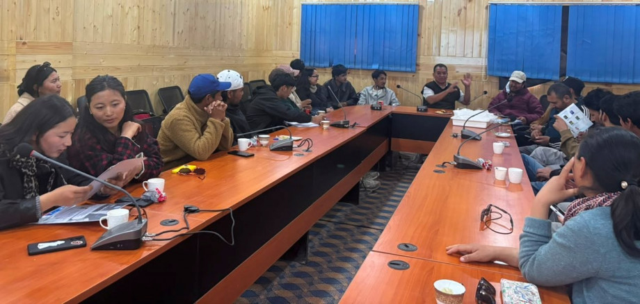 Students explore higher education opportunities at GDC Zanskar counselling session