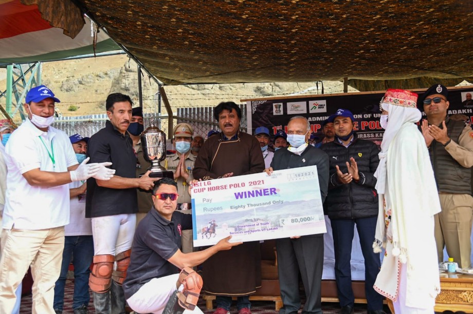 Ladakh Scouts Regimental Red team  wins LG Horse Polo Cup 2021