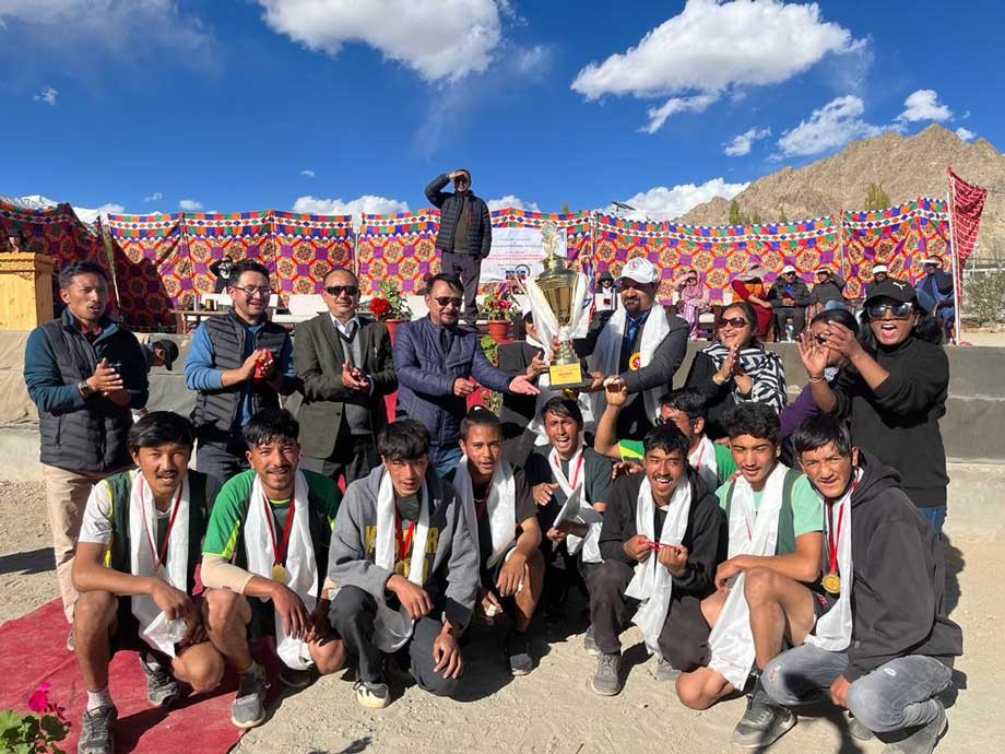 EJM college wins 2nd Intercollegiate volleyball tournament