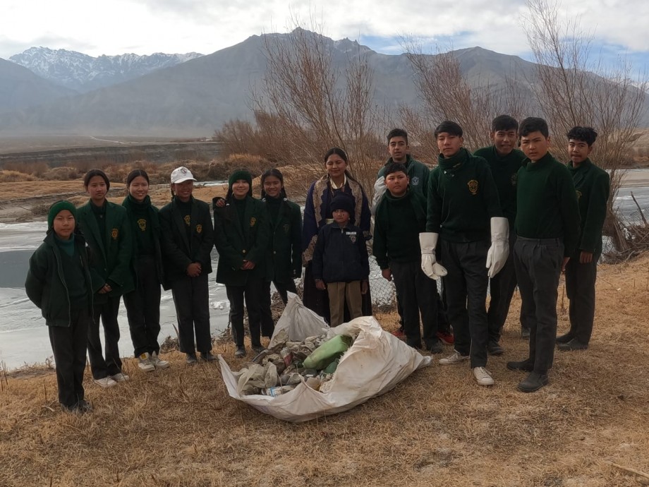    Indian Army organises ‘Clean Indus, Green Indus’ initiative