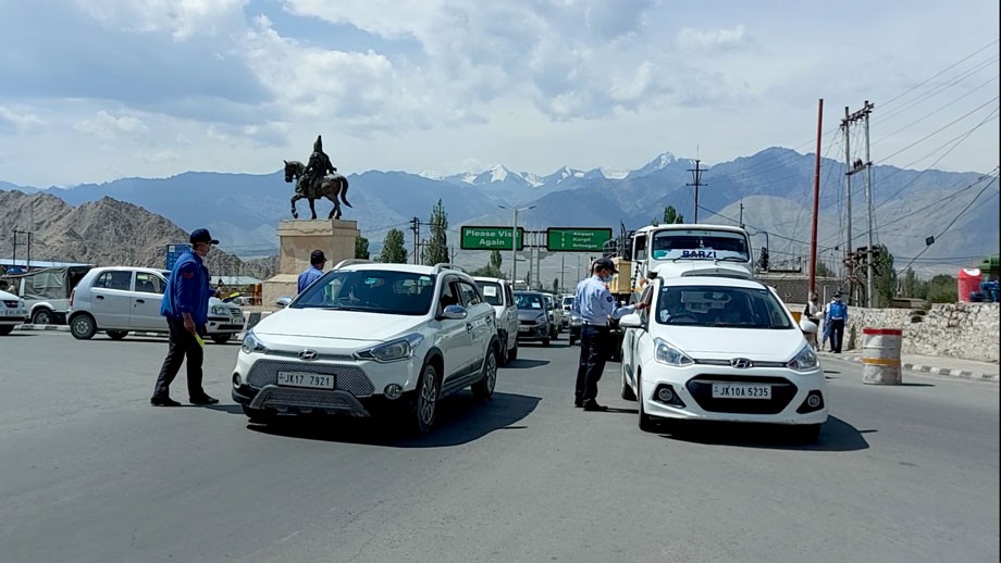 Ladakh Traffic Police spreads Road safety awareness