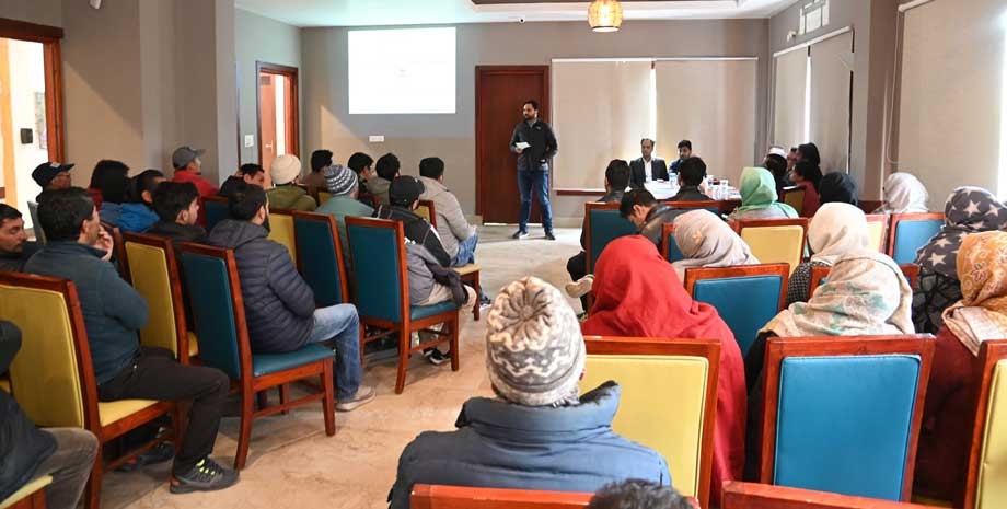 Incubation Cell UT Ladakh organizes awareness camp for MSMEs in Kargil