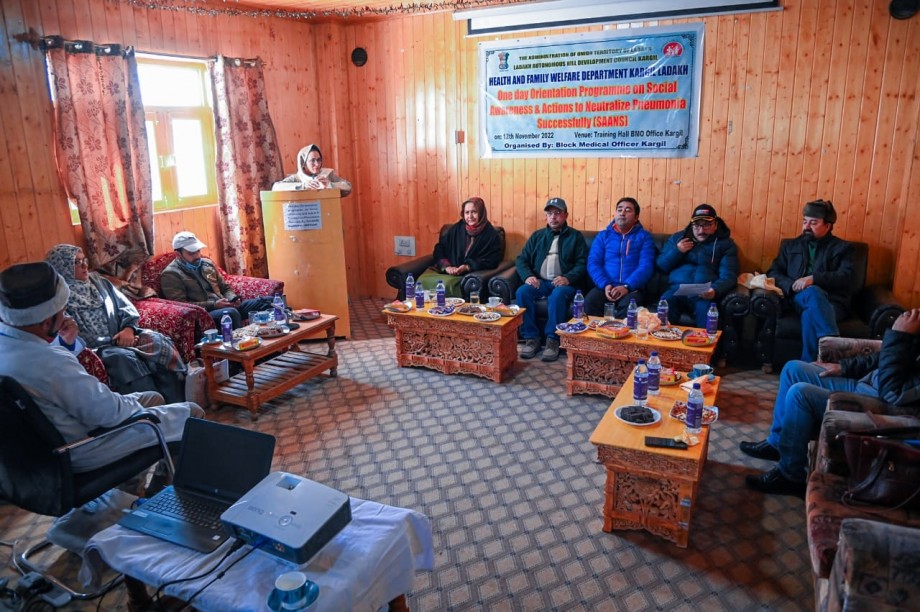 World Pneumonia Day: SAANS program held in Kargil