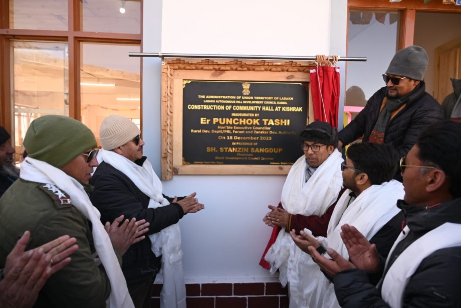 EC Tashi inaugurates community hall at Kishrak