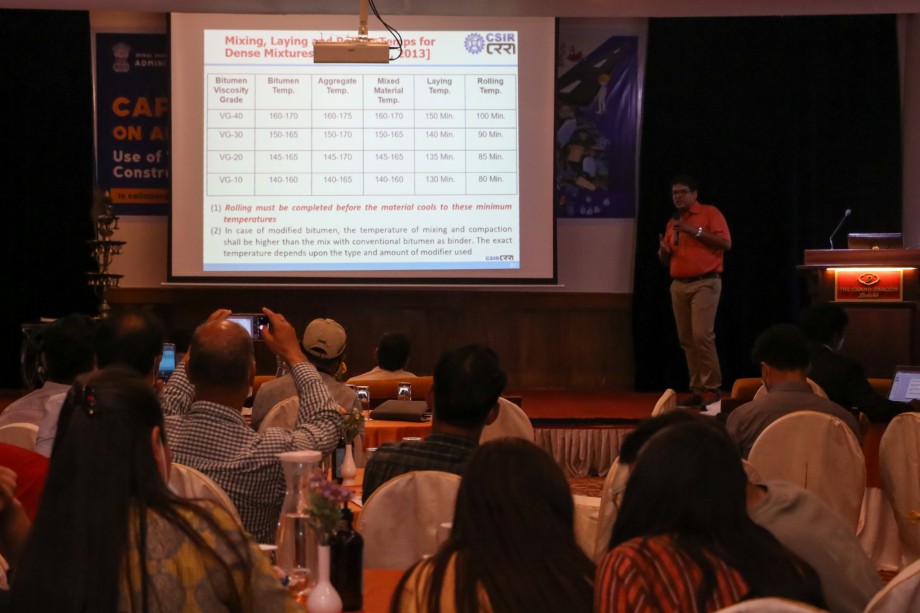 Training on use of plastic waste in road construction held