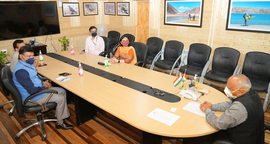 L-G discusses roadmap for tourism development with officials from Ministry of Tourism