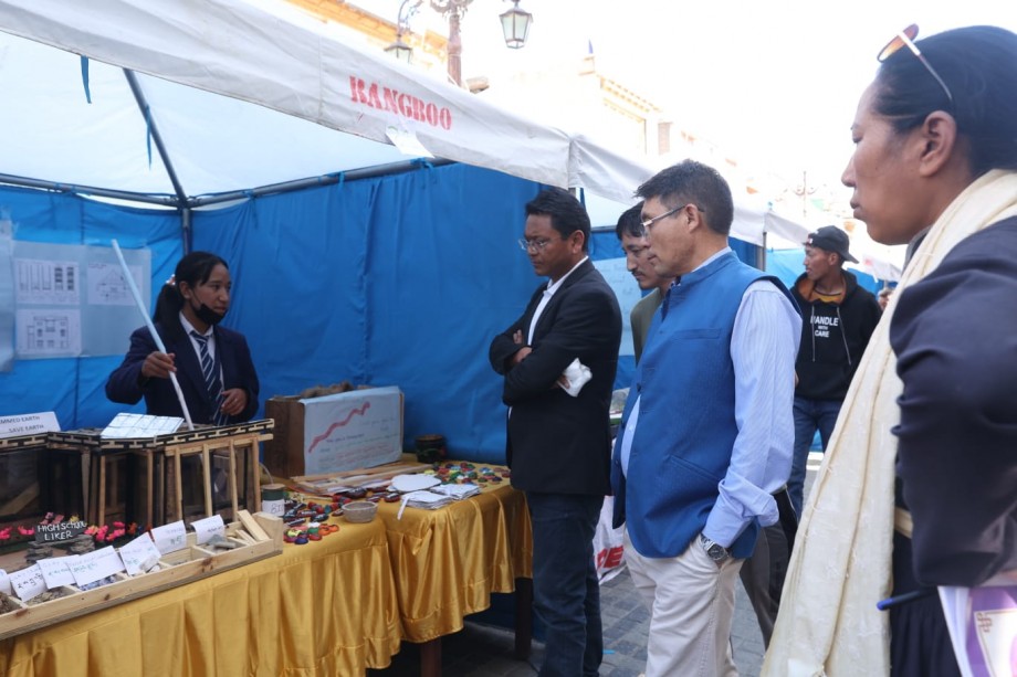 District-level Science, Mathematics, Environment Exhibition 2023 held in Leh