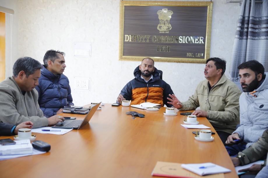 DC, Leh, discusses implementation progress of Vishwakarma scheme