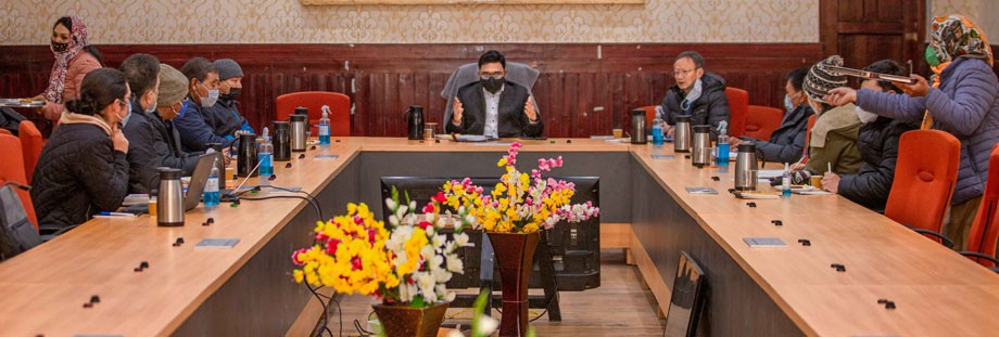 DC, Leh, discusses implementation of School Health & Wellness Programme