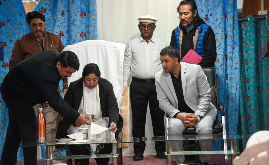 Adv. Reyaz Ahmad Khan sworn in as nominated member of 5th LAHDC Kargil