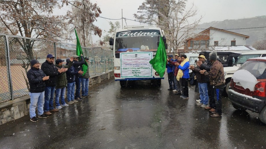 42 farmers on five-day exposure tour to Leh