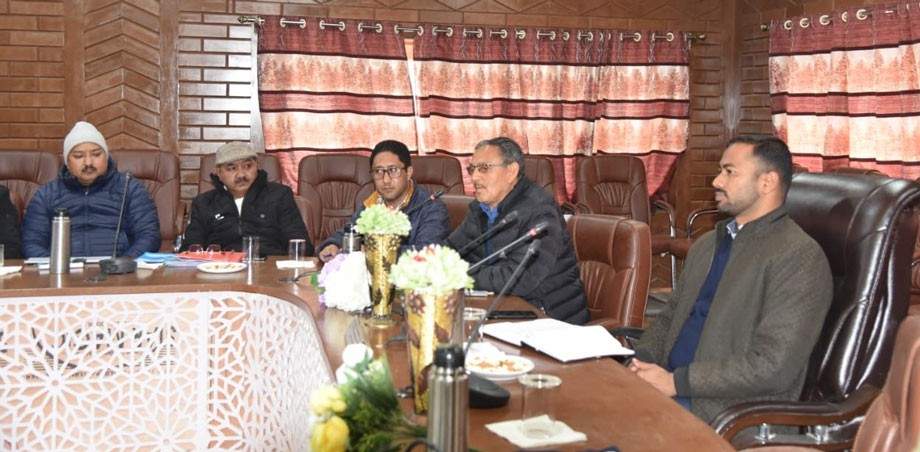 DC Kargil, Santosh Sukhadeve convenes introductory meeting with district officers