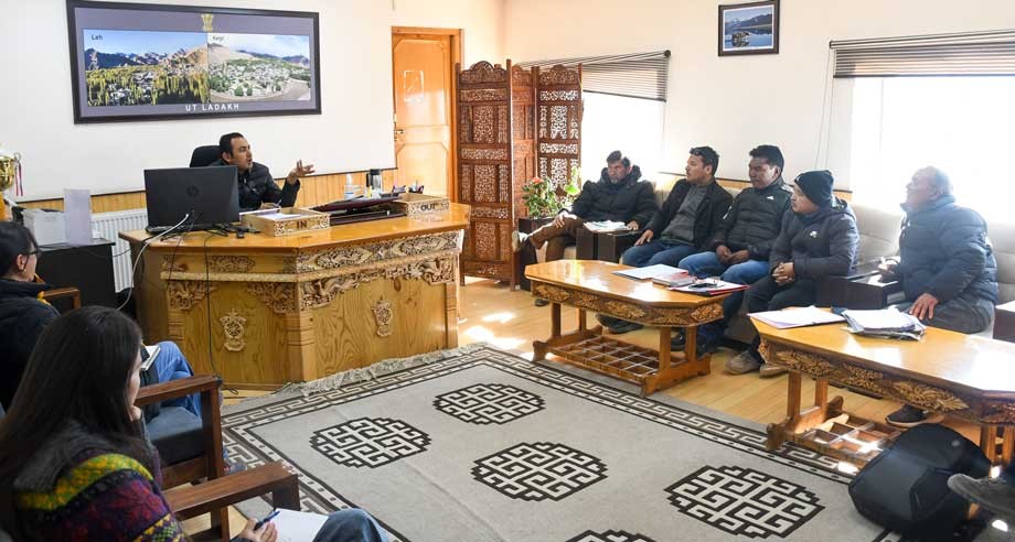 Secretary Horticulture reviews status of Sea buckthorn & its allied concerns