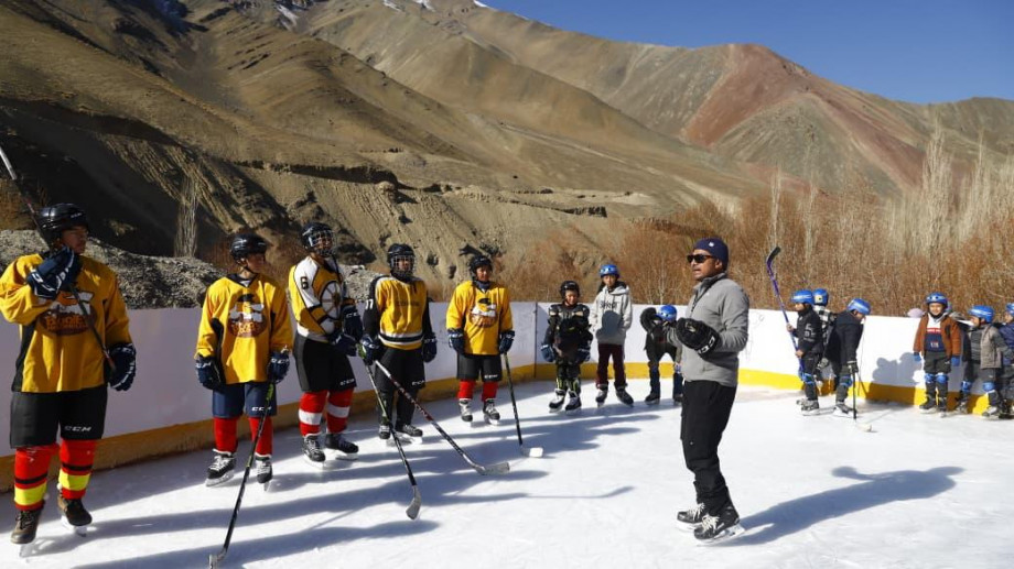 Royal Enfield expands Learn to Play Ice Hockey programme to 23 villages in Ladakh