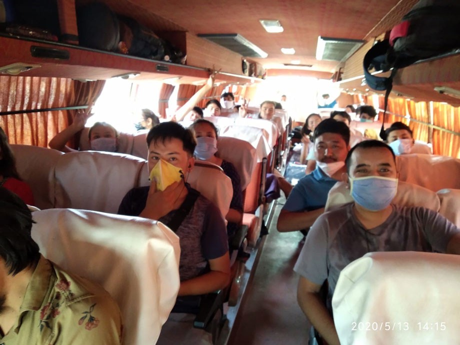 Evacuation of stranded people outside Ladakh continues