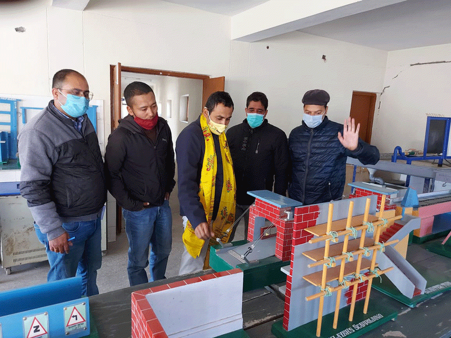 Administrative Secretary, Ravinder Kumar inspects Government Polytechnic College