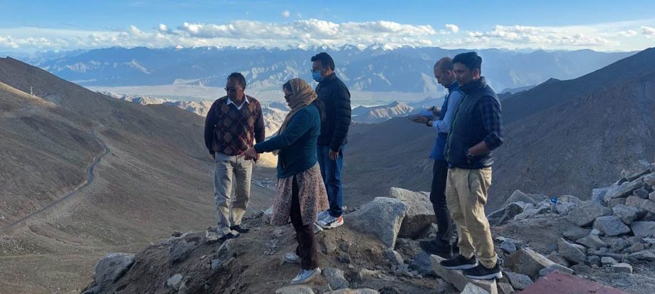 Secretary Tourism takes stock of tourism infrastructure development works at Khardung-la top, North-Pulu and South-Pulu