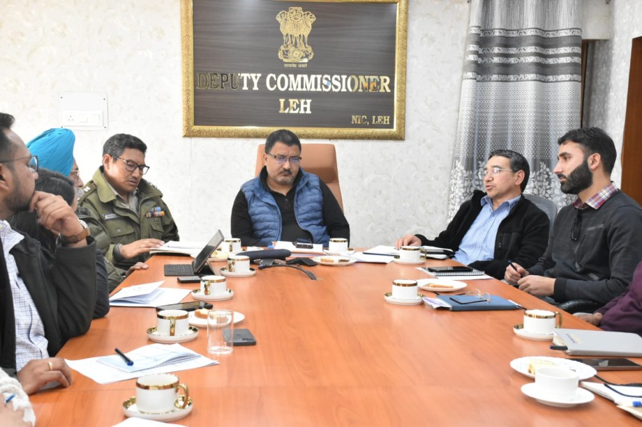 MoHFW team reviews Vibrant Village Programme in Leh