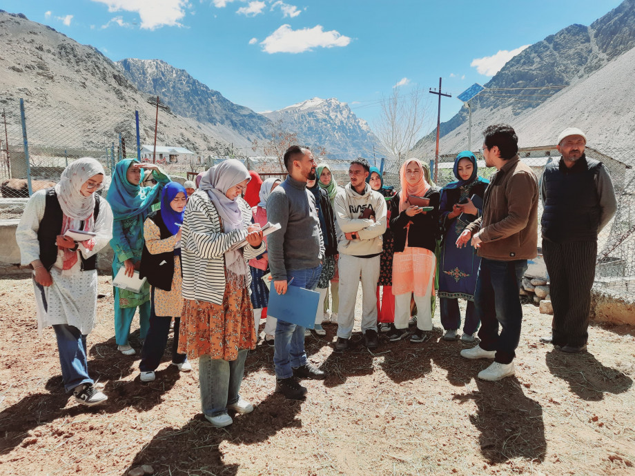 B.Sc. students of GDC Drass gain hands-on training in animal breeding and poultry management
