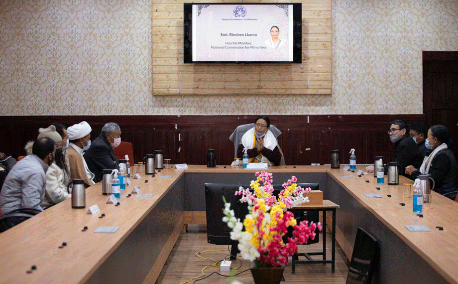 Member, National Commission for Minorities chairs meeting with religious heads