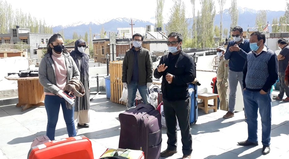 Covid-19 lockdown: 50 students sent from Leh by buses to their homes