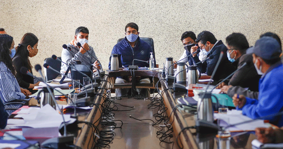 Div Com, Ladakh reviews Revenue Department