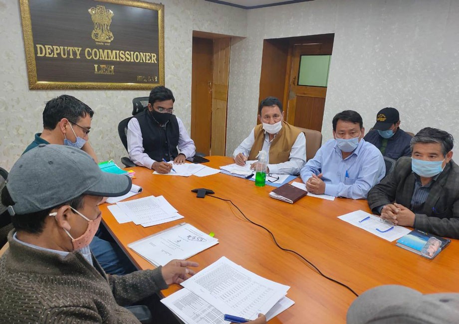 DC, Leh, discusses work progress under Jal Jeevan Mission in Leh