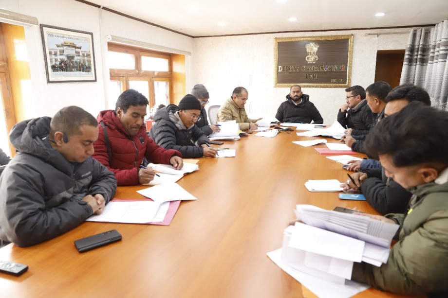 DC Leh Santosh chairs meeting on property market value revision