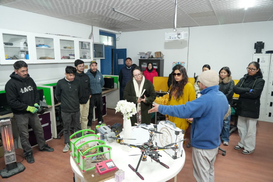 Secretary (IT), UT Ladakh visits NIELIT Leh; reviews student innovations and R&D initiatives